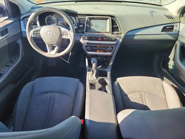 5NPE24AF2KH796427 2019 HYUNDAI SONATA - Image 8