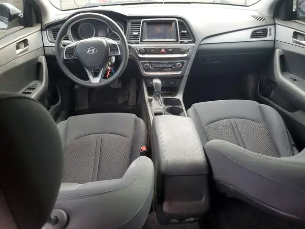 5NPE24AF2KH796783 2019 HYUNDAI SONATA - Image 8