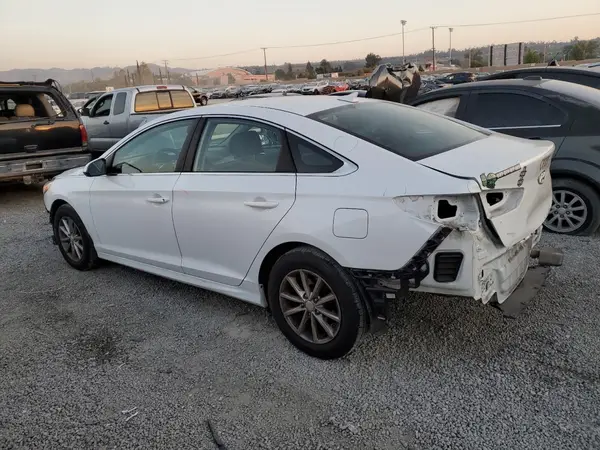 5NPE24AF2KH796802 2019 HYUNDAI SONATA - Image 2