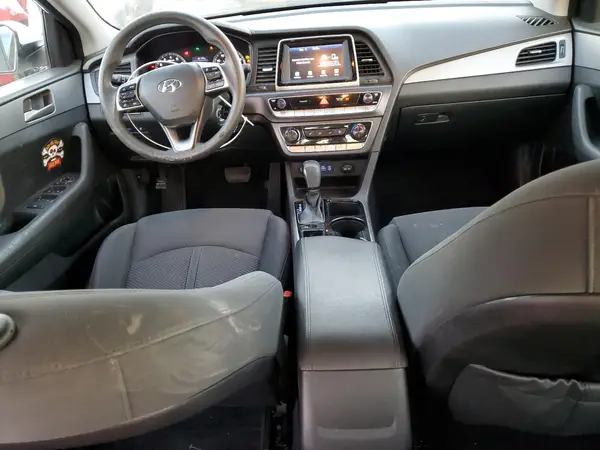 5NPE24AF2KH796802 2019 HYUNDAI SONATA - Image 8