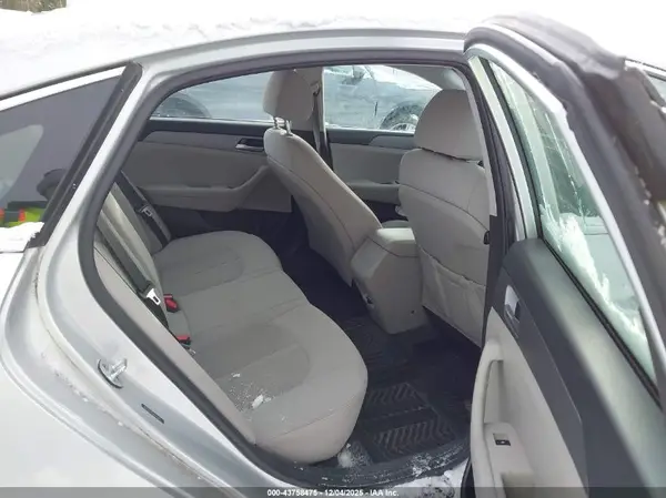 5NPE24AF2KH798601 2019 HYUNDAI SONATA - Image 8