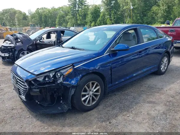 5NPE24AF2KH798825 2019 HYUNDAI SONATA - Image 2