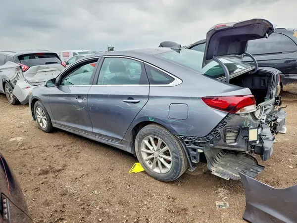 5NPE24AF2KH800654 2019 HYUNDAI SONATA - Image 2