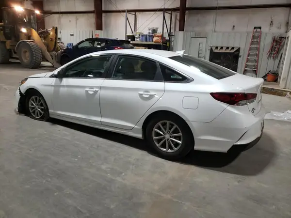 5NPE24AF2KH801139 2019 HYUNDAI SONATA - Image 2