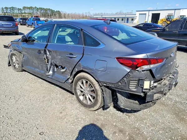 5NPE24AF2KH804137 2019 HYUNDAI SONATA - Image 2