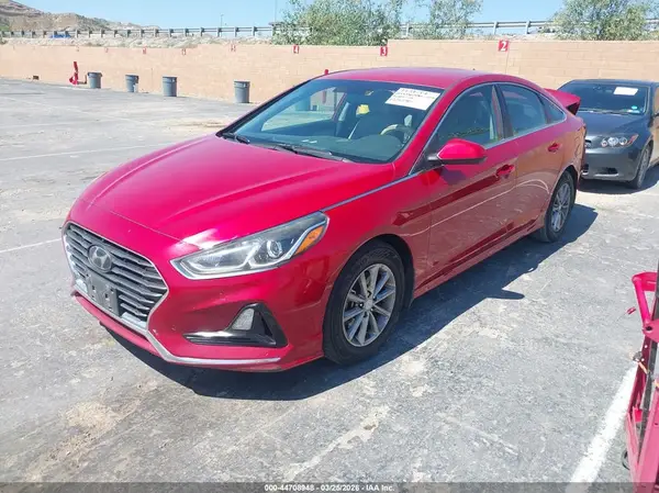 5NPE24AF2KH804798 2019 HYUNDAI SONATA - Image 2