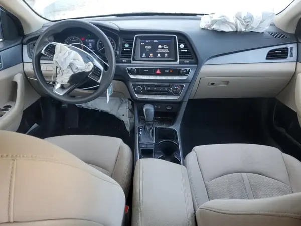 5NPE24AF2KH805806 2019 HYUNDAI SONATA - Image 8