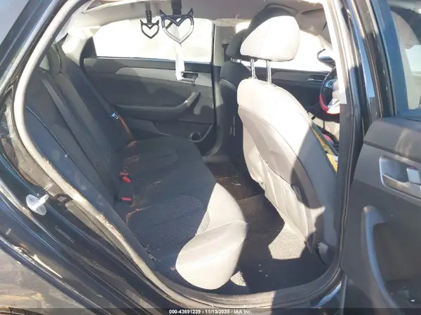 5NPE24AF2KH810570 2019 HYUNDAI SONATA - Image 8