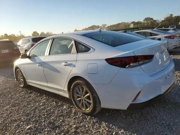 5NPE24AF2KH814019 2019 HYUNDAI SONATA - Image 2