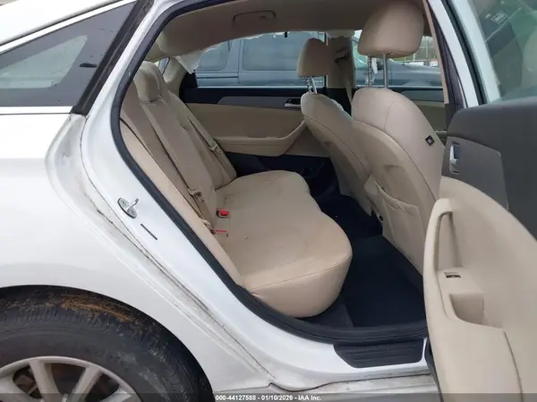 5NPE24AF2KH819219 2019 HYUNDAI SONATA - Image 8