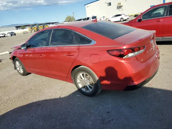 5NPE24AF2KH819611 2019 HYUNDAI SONATA - Image 2