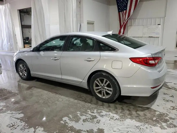 5NPE24AF3GH261050 2016 HYUNDAI SONATA - Image 2