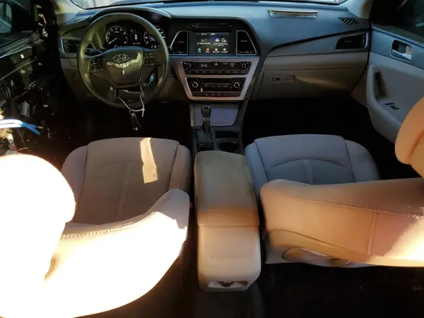 5NPE24AF3GH261713 2016 HYUNDAI SONATA - Image 8