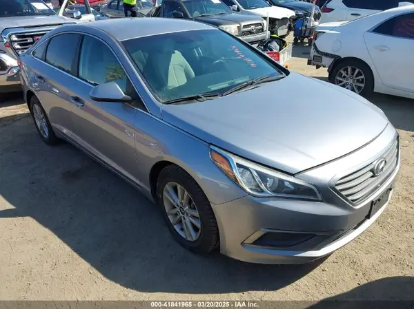 5NPE24AF3GH263767 2016 HYUNDAI SONATA - Image 1