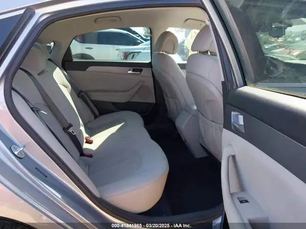 5NPE24AF3GH263767 2016 HYUNDAI SONATA - Image 8