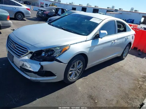 5NPE24AF3GH265079 2016 HYUNDAI SONATA - Image 2
