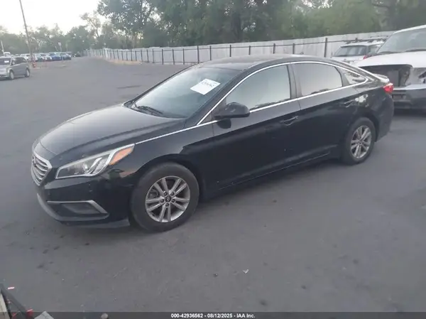 5NPE24AF3GH272288 2016 HYUNDAI SONATA - Image 2