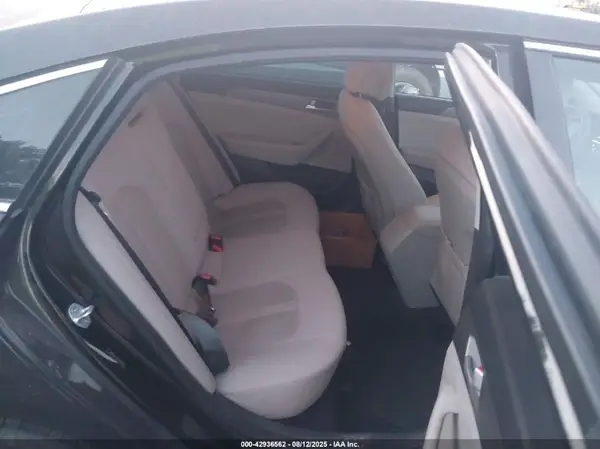 5NPE24AF3GH272288 2016 HYUNDAI SONATA - Image 8