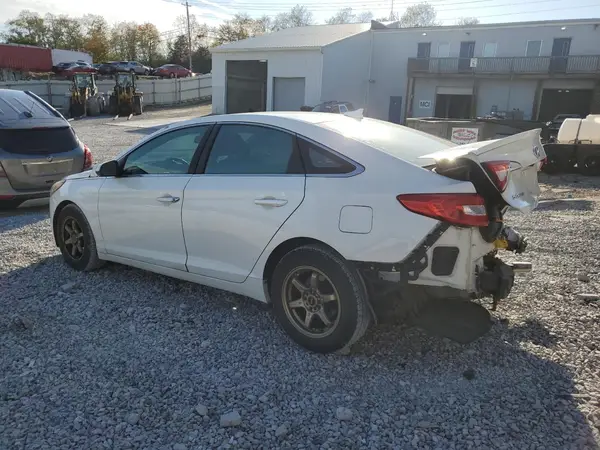 5NPE24AF3GH275563 2016 HYUNDAI SONATA - Image 2