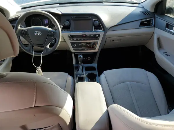 5NPE24AF3GH275563 2016 HYUNDAI SONATA - Image 8