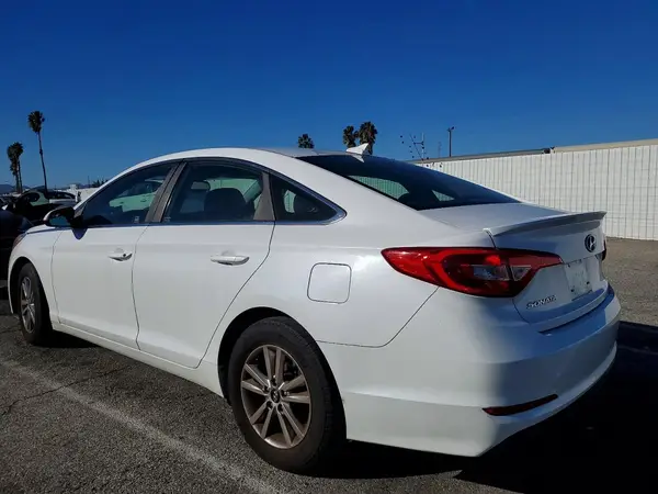 5NPE24AF3GH285266 2016 HYUNDAI SONATA - Image 2