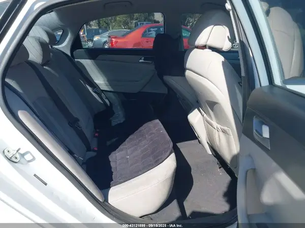 5NPE24AF3GH285509 2016 HYUNDAI SONATA - Image 8