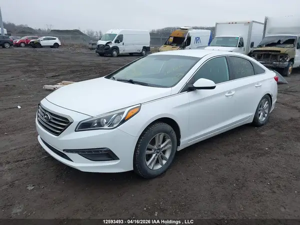 5NPE24AF3GH285767 2016 HYUNDAI SONATA - Image 2