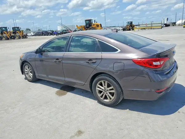 5NPE24AF3GH286059 2016 HYUNDAI SONATA - Image 2