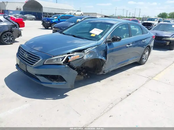 5NPE24AF3GH286689 2016 HYUNDAI SONATA - Image 2