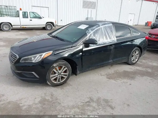 5NPE24AF3GH288135 2016 HYUNDAI SONATA - Image 2