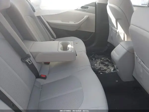 5NPE24AF3GH288720 2016 HYUNDAI SONATA - Image 8