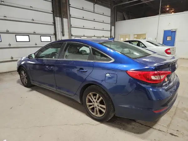 5NPE24AF3GH295425 2016 HYUNDAI SONATA - Image 2