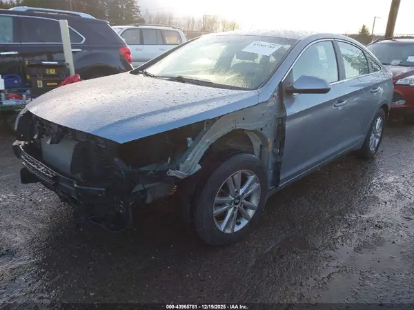 5NPE24AF3GH298941 2016 HYUNDAI SONATA - Image 2