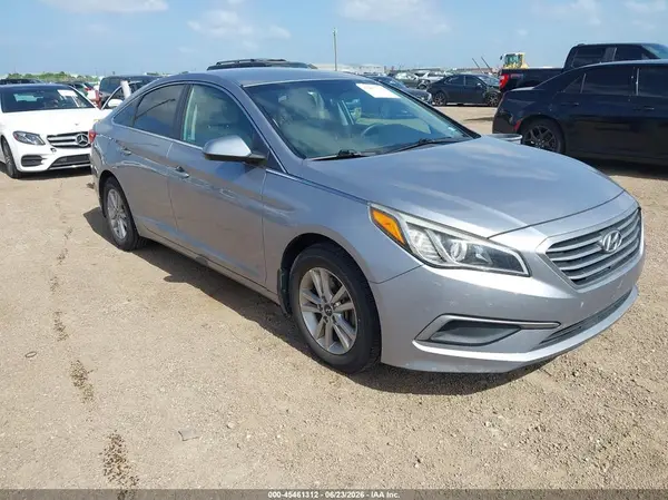 5NPE24AF3GH301420 2016 HYUNDAI SONATA - Image 1