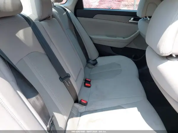5NPE24AF3GH301658 2016 HYUNDAI SONATA - Image 8