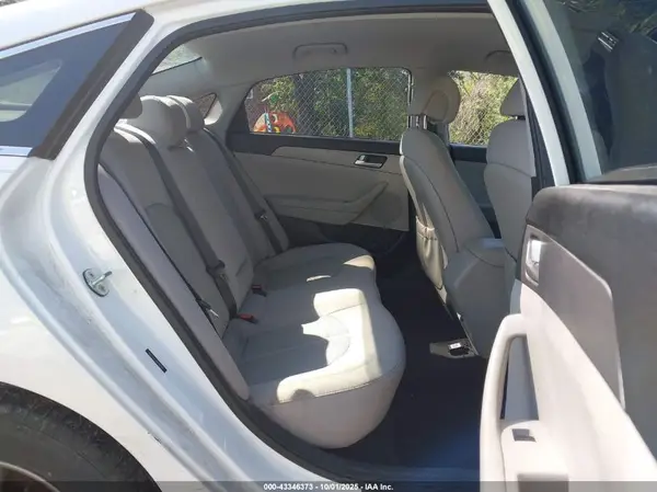 5NPE24AF3GH302986 2016 HYUNDAI SONATA - Image 8