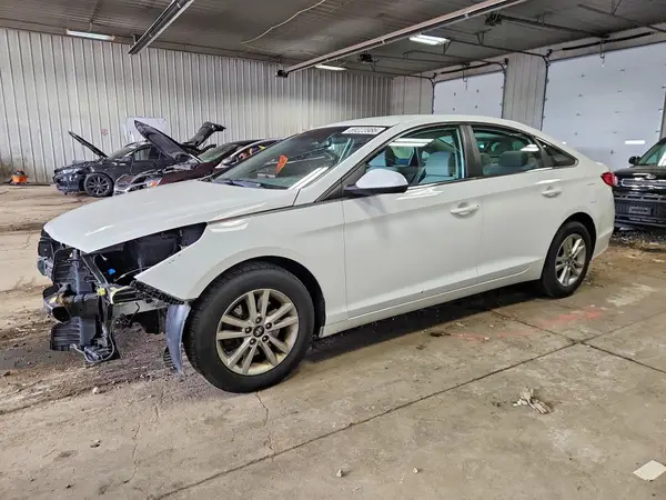 5NPE24AF3GH303488 2016 HYUNDAI SONATA - Image 1