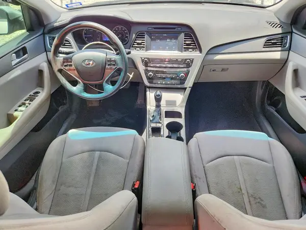 5NPE24AF3GH305418 2016 HYUNDAI SONATA - Image 8