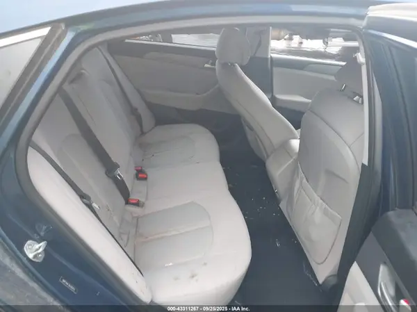 5NPE24AF3GH305757 2016 HYUNDAI SONATA - Image 8