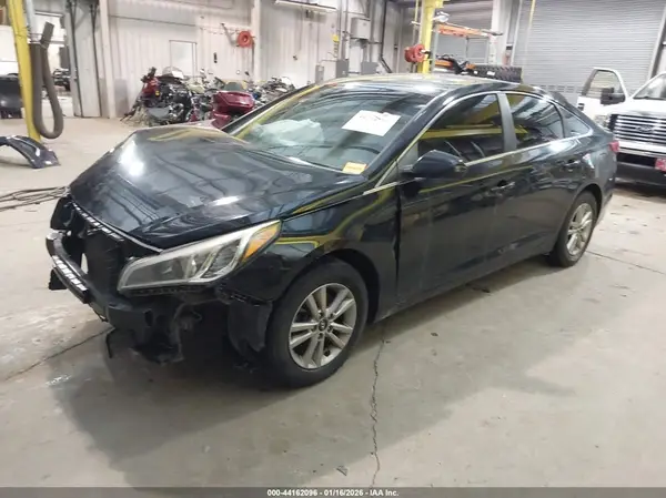 5NPE24AF3GH310490 2016 HYUNDAI SONATA - Image 2
