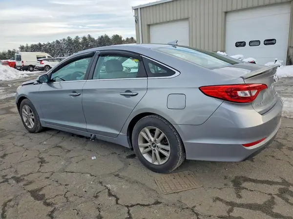 5NPE24AF3GH310831 2016 HYUNDAI SONATA - Image 2