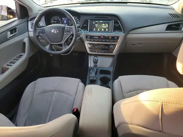 5NPE24AF3GH316077 2016 HYUNDAI SONATA - Image 8