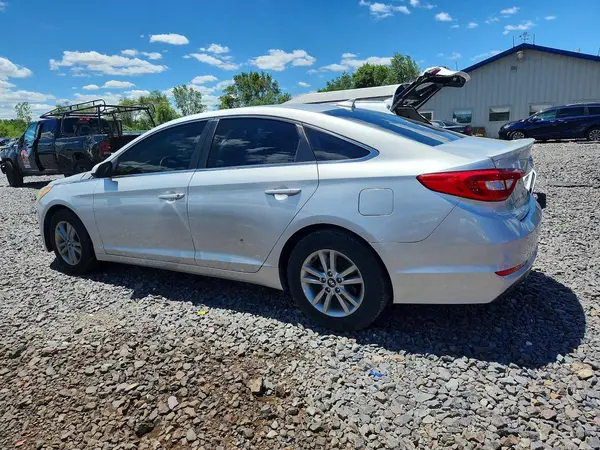5NPE24AF3GH317973 2016 HYUNDAI SONATA - Image 2