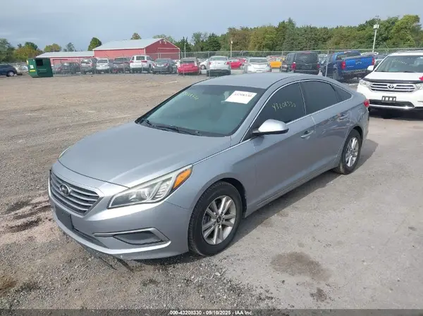5NPE24AF3GH320727 2016 HYUNDAI SONATA - Image 2
