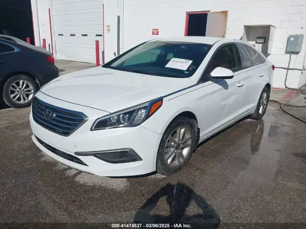 5NPE24AF3GH326396 2016 HYUNDAI SONATA - Image 2