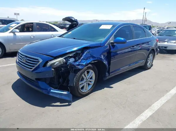5NPE24AF3GH328357 2016 HYUNDAI SONATA - Image 2