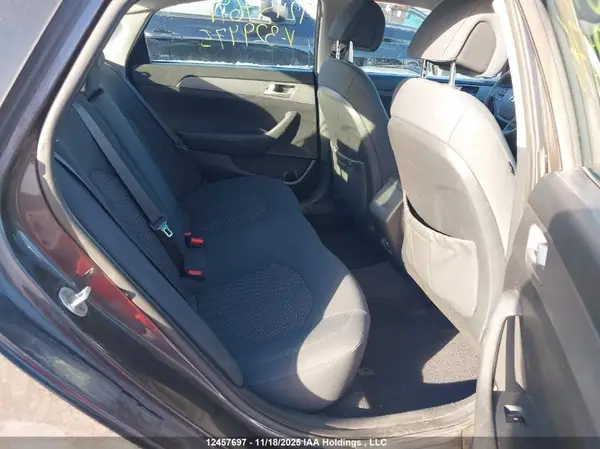 5NPE24AF3GH329475 2016 HYUNDAI SONATA - Image 8