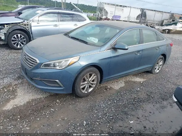 5NPE24AF3GH332571 2016 HYUNDAI SONATA - Image 2