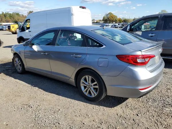 5NPE24AF3GH335485 2016 HYUNDAI SONATA - Image 2