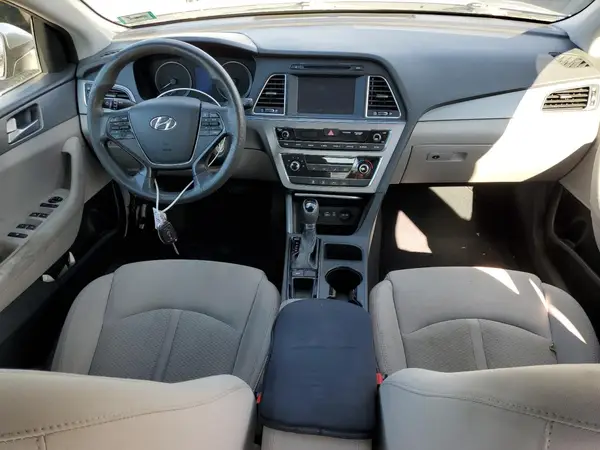 5NPE24AF3GH335485 2016 HYUNDAI SONATA - Image 8